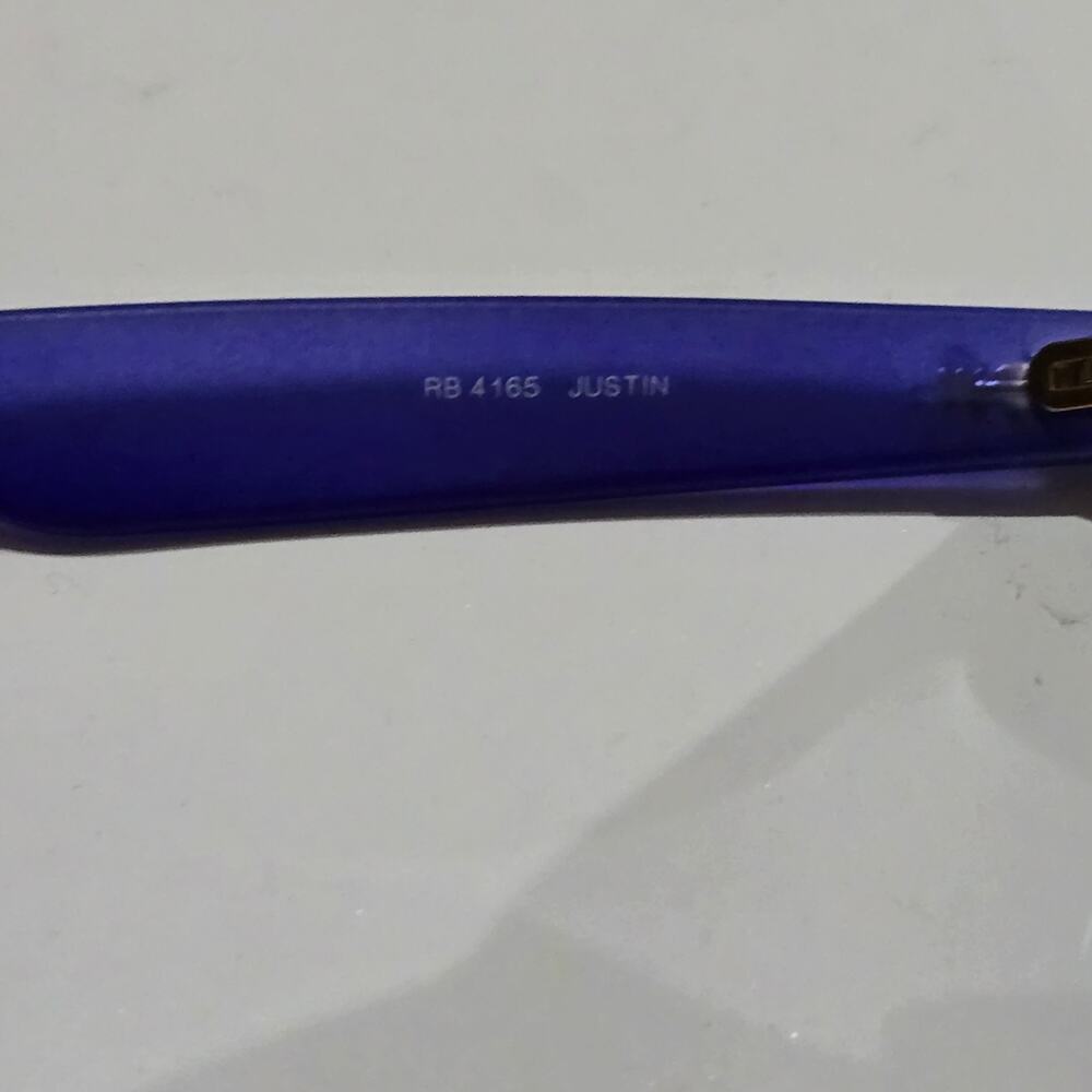 Ray-Ban Sunglasses Black with Blue Arms Justin Style NIB - Picture 4 of 9